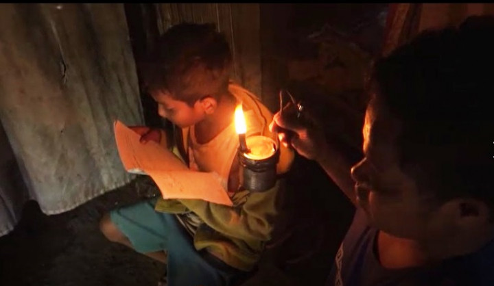 Dorong Peningkatan Rasio Elektrifikasi di Tengah Pandemi, PLN Alirkan Listrik di 433 Desa