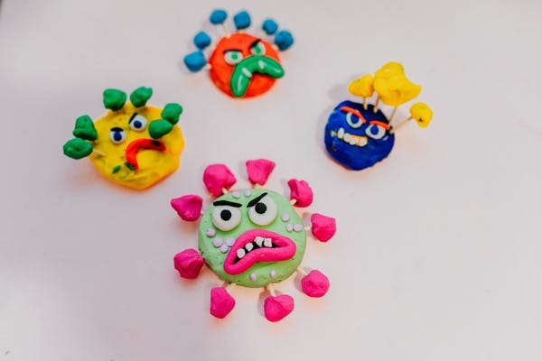 Mencegah Dampak Evolusi Virus Terhadap Efektivitas Vaksin Covid-19