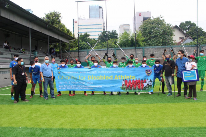 Hari Disabilitas Internasional, UBL Salurkan Donasi untuk Atlet Difabel