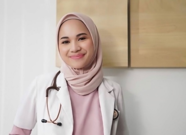 Nadhira Nuraini Afifa, Mendunia Tak Melunturkan Nilai Pancasila dan Keindonesiaan