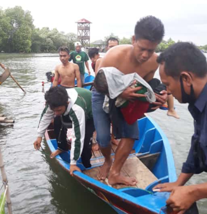 Perahu Wisata Jembatan Cinta Terbalik, Satu Bocah Meninggal