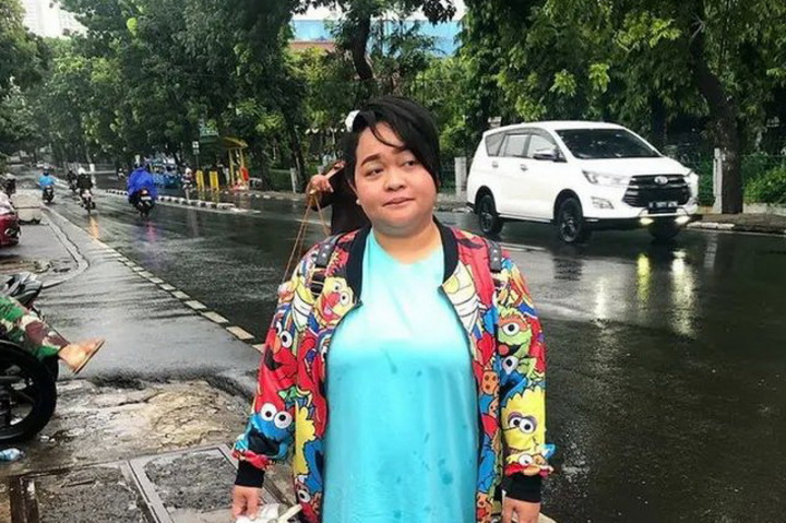 Pertempuran Hebat Sinyorita Ezperanza Melawan Virus Korona