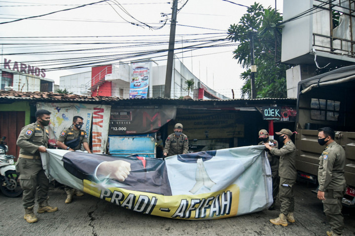 Memasuki Masa Tenang, Petugas Gabungan Mulai Tertibkan APK