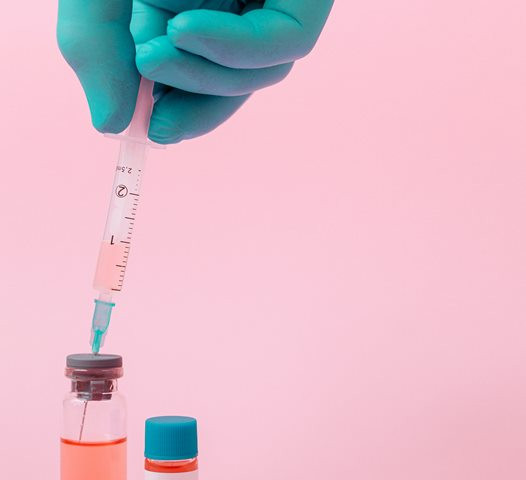 Ada lima tips supaya kamu enggak takut saat disuntik. Tapi tetap terapkan 3M ya, yaitu memakai masker, mencuci tangan, dan menjaga jarak. (Foto: Pexels.com)
