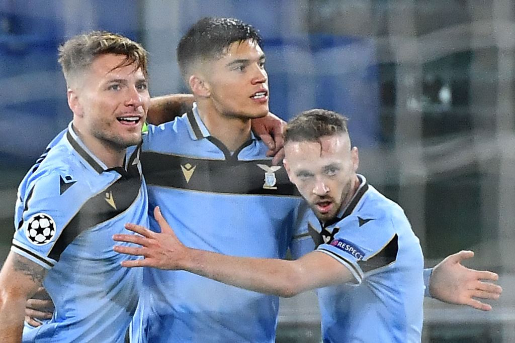 Skuat Lazio merayakan kemenangan atas Club Brugge. (Foto: AFP)