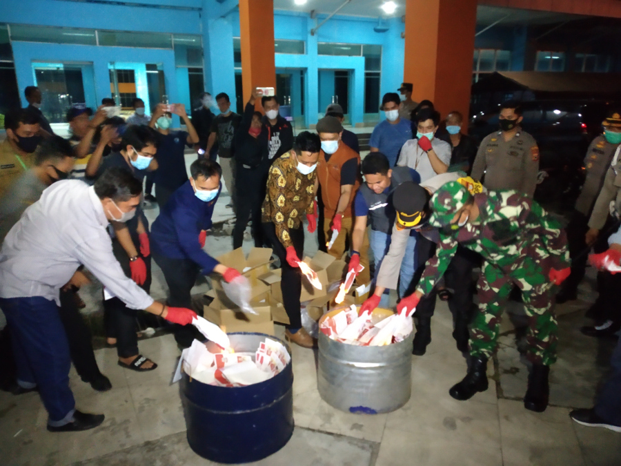 KPU Kota Makassar Musnahkan 9.156 Surat Suara Rusak