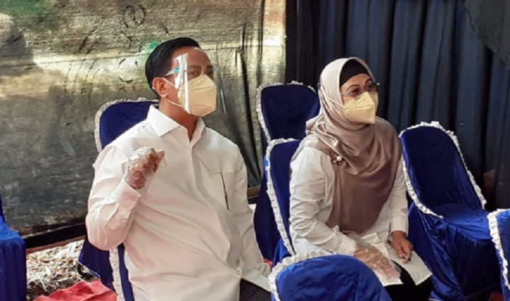 Azizah Minta Restu Maruf Amin Sebelum <i>Nyoblos</i>