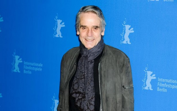 Jeremy Irons Bergabung dengan Lady Gaga di Film Pembunuhan Gucci