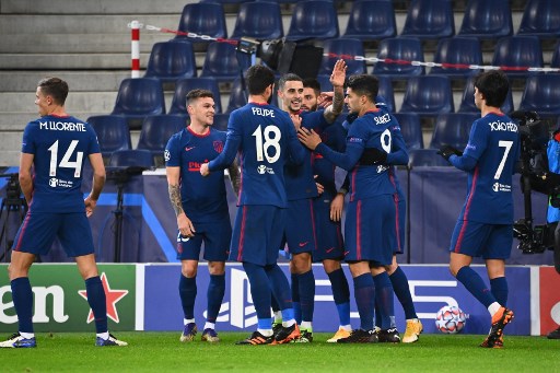 Selebrasi gol para pemain Atletico  Madrid. (Joe Klamar / AFP)