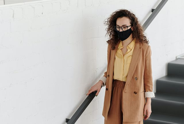 4 Kado untuk Temanmu yang Isolasi selama Pandemi