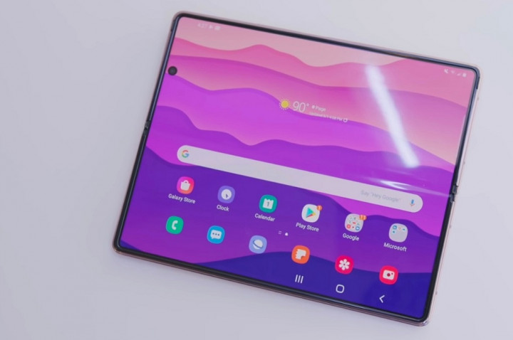 Smartphone Lipat akan Meriahkan Pasar Smartphone Tahun 2021