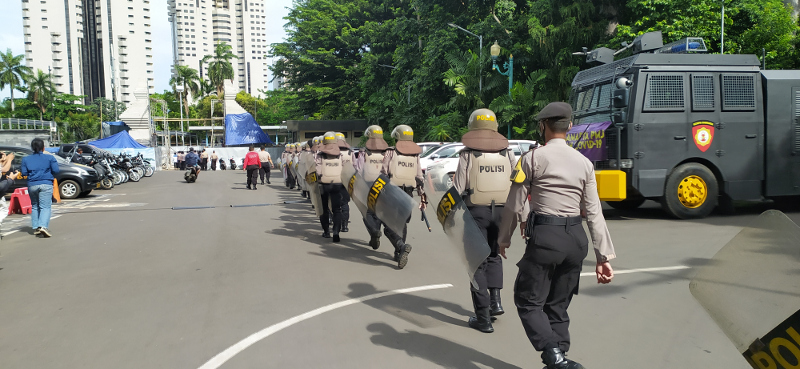 Polda Metro Jaya memperketat pengamanan jelang Rizieq menyerahkan diri. Medcom.id/Candra Yuri Nuralam