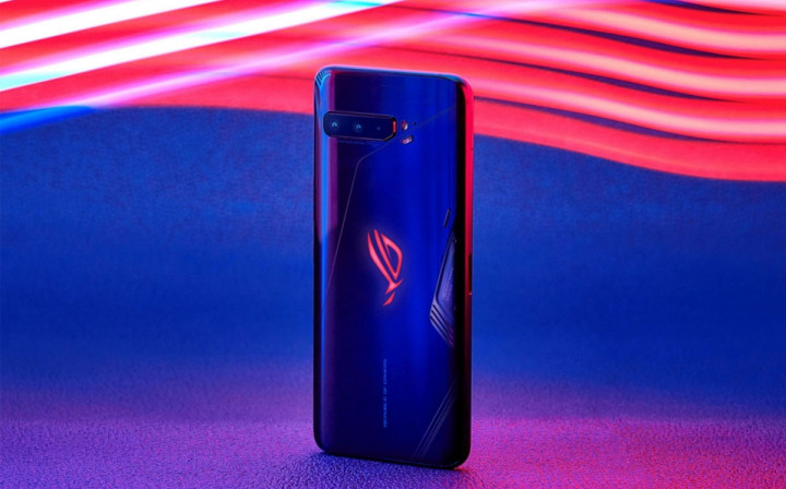 Punya Aksesori Lengkap, Bikin Gaming di Asus ROG Phone 3 Paling Beda