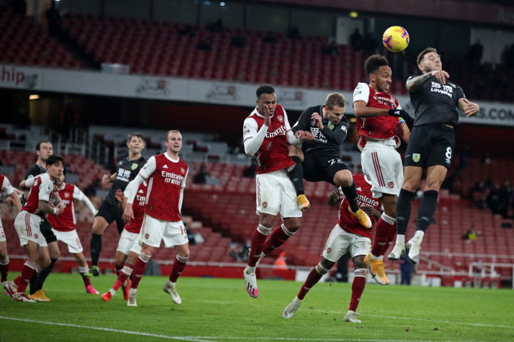 Liga Inggris: Gol Bunuh Diri Aubameyang Buat Arsenal Kalah dari Burnley