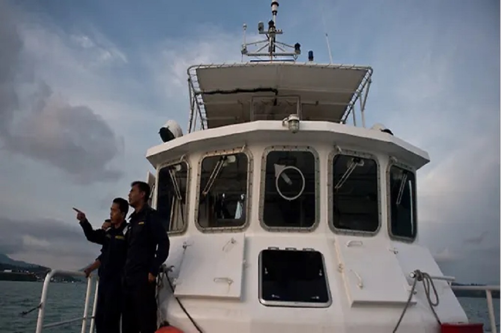 Penjaga pantai Malaysia saat berpatroli di Langkawi. (AFP/Manan Vatsyayana)