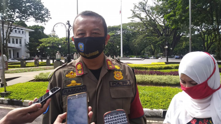 Abai Prokes, 3 Tempat Usaha di Bandung Ditutup