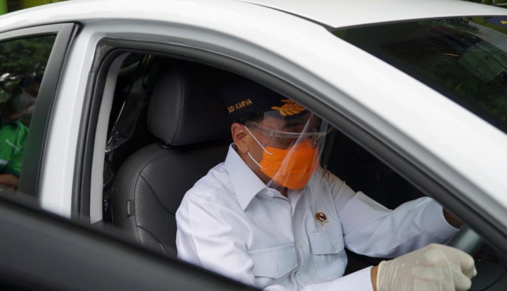 Kemenhub Pelopori Mobil Listrik Jadi Kendaraan Dinas