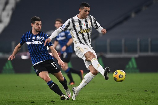 Juventus vs Atalanta: Tendangan Penalti Ronaldo Ditangkap, Bianconeri Gagal Menang