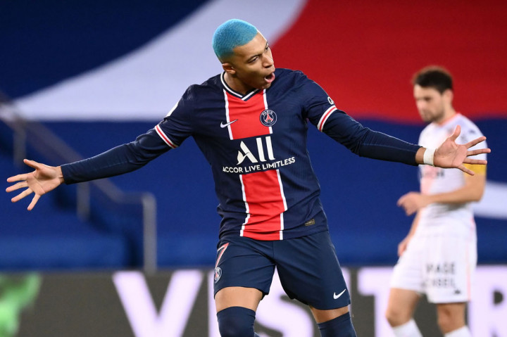 PSG vs Lorient: Les Parisien Menang 2-0