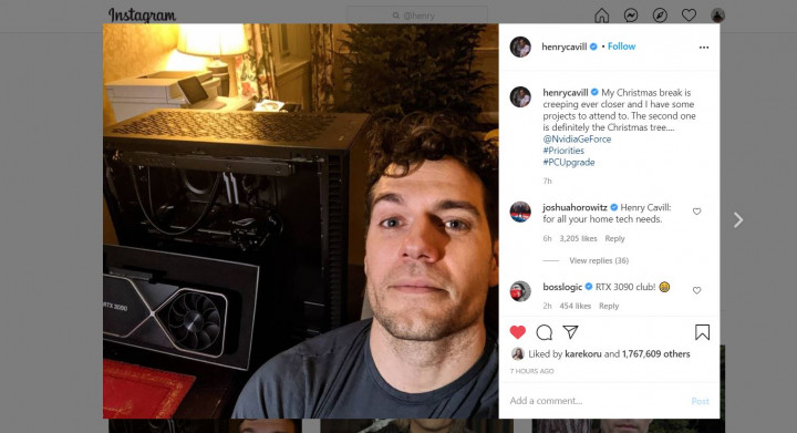 Aktor The Witcher, Henry Cavill Kembali Pamer PC Gaming