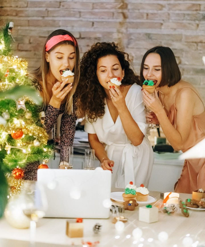 Panduan CDC untuk Kamu yang Merayakan Liburan Akhir Tahun