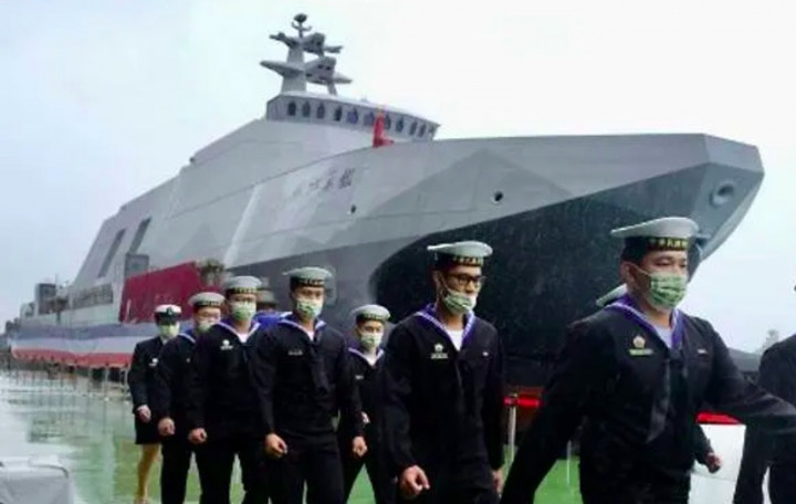 Halau Kapal Induk Tiongkok, Taiwan Kirim Enam Kapal Perang