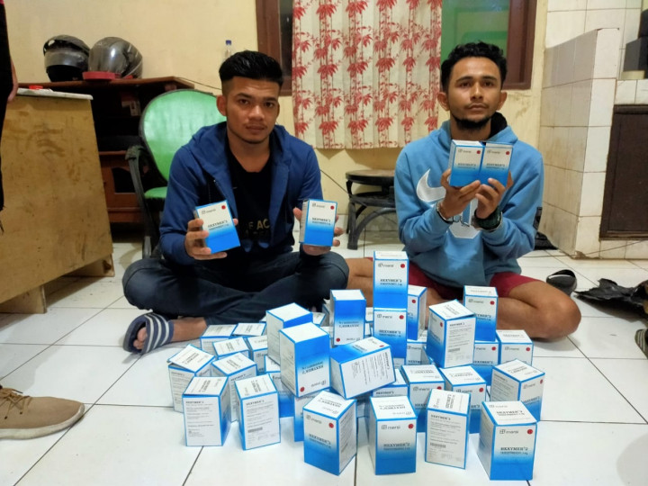 Satu Rumah di Cipondoh Tangerang Simpan Ribuan Obat Terlarang