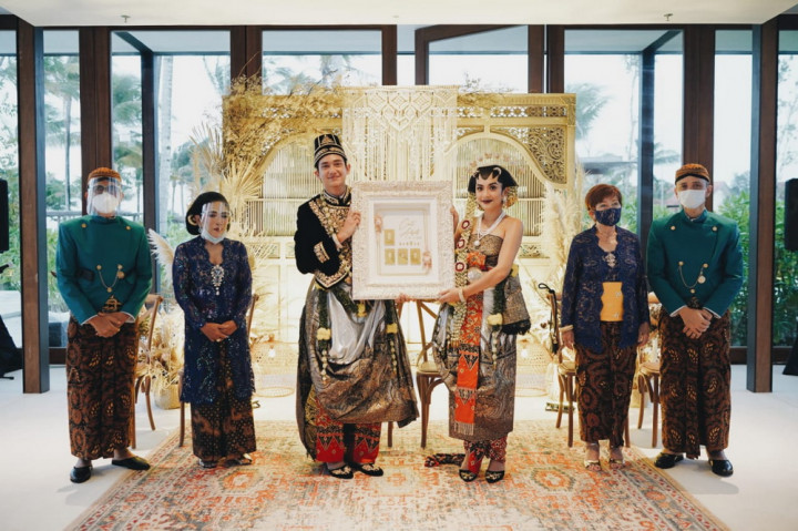 Usai Menikah, Adipati Dolken Menetap di Bangka Belitung