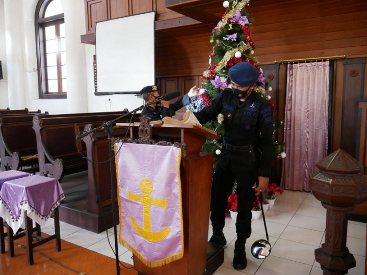 Amankan Natal, Polresta Solo Terjunkan Petugas Bersenjata Laras Panjang