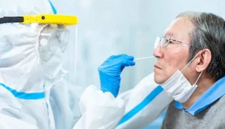 Ilustrasi swab test. Foto: Shutterstock