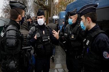 Tiga Polisi Prancis Ditembak Mati Pria Tak Dikenal