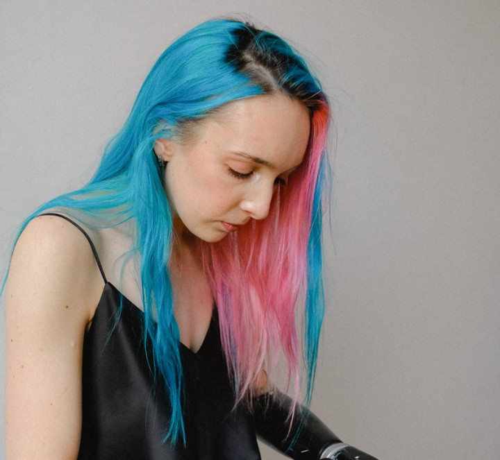 5 Langkah Cepat untuk Mewarnai Rambut di Rumah