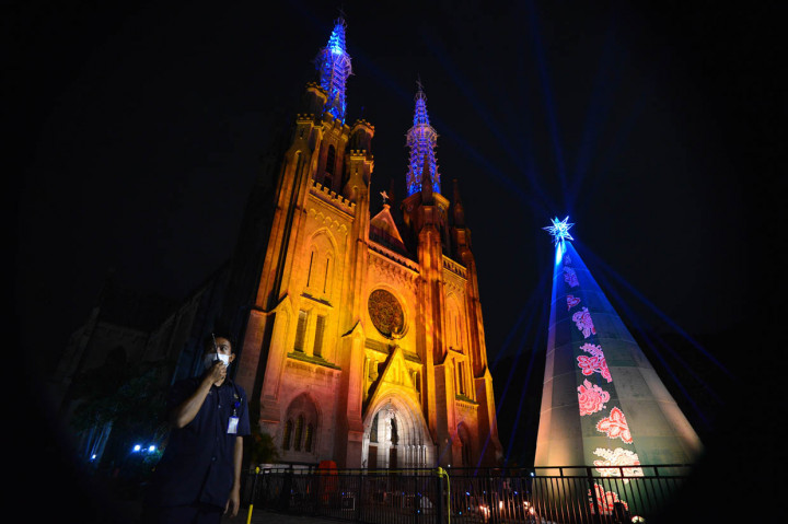 Jemaat Misa Natal Gereja Katedral Jakarta Dibatasi 20 Persen