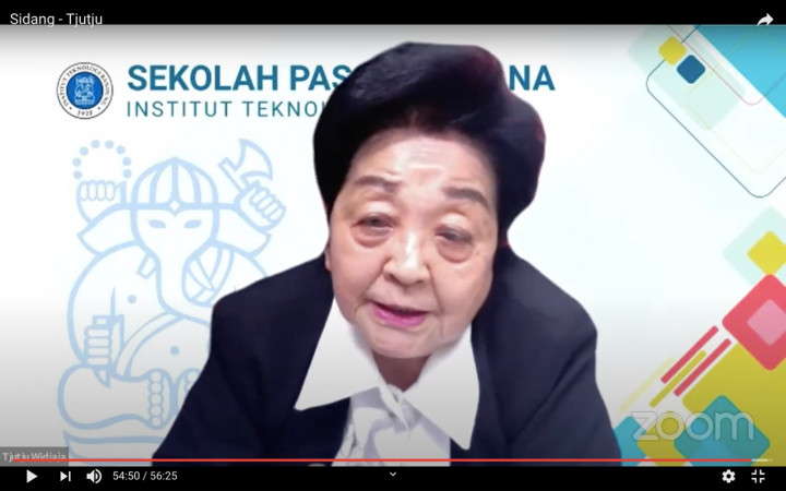 Kisah Tjutju Widjaja, Peraih Gelar Doktor di Usia 79 Tahun