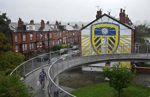 Lahir di Malam Natal, Fans Leeds United Sisipkan Nama Stadion untuk Bayinya