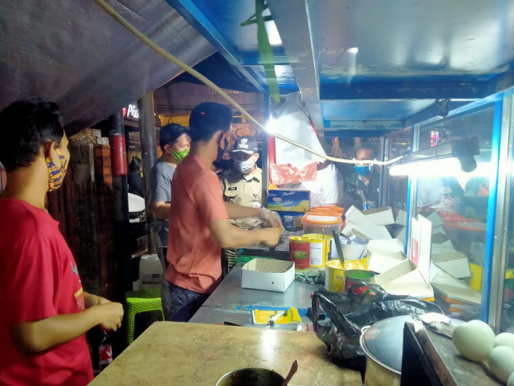 Abai Pengetatan PSBB, 15 Usaha di Jakpus Ditutup Paksa