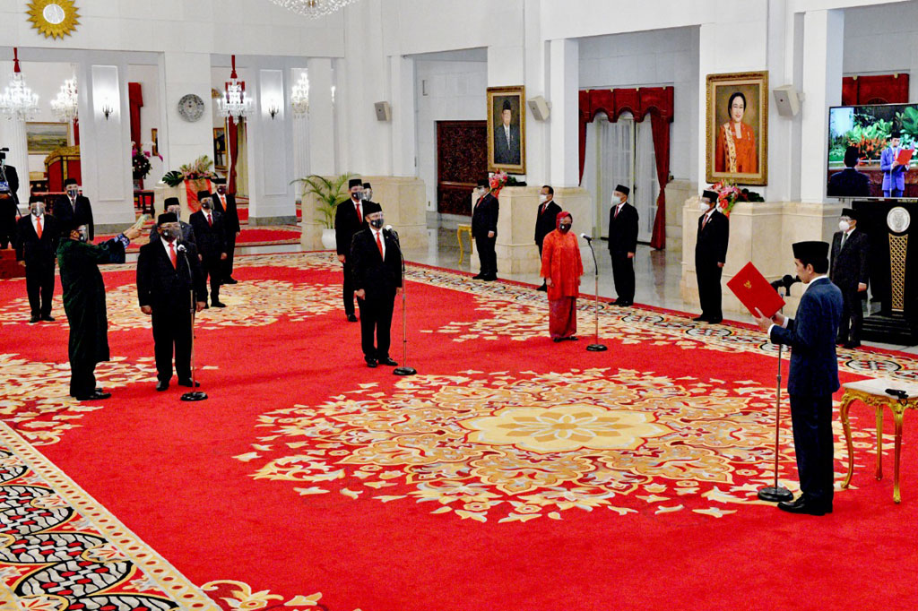 Suasana pelantikan enam menteri dan lima wamen baru oleh Presiden Joko Widodo (Jokowi), di Istana Presiden. FOTO: dok Istana Kepresidenan
