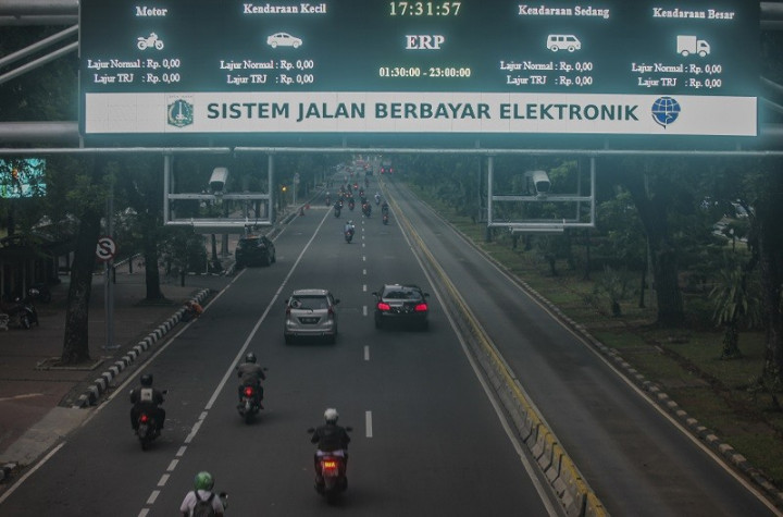 Jalan Berbayar di Jakarta Diupayakan Dimulai Tahun Depan