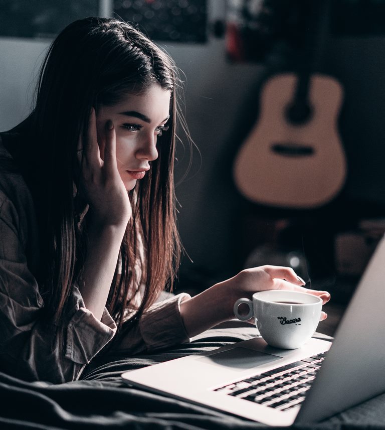Secangkir kopi delapan ons mengandung sekitar 95-100 miligram kafein. (Foto: Pexels)