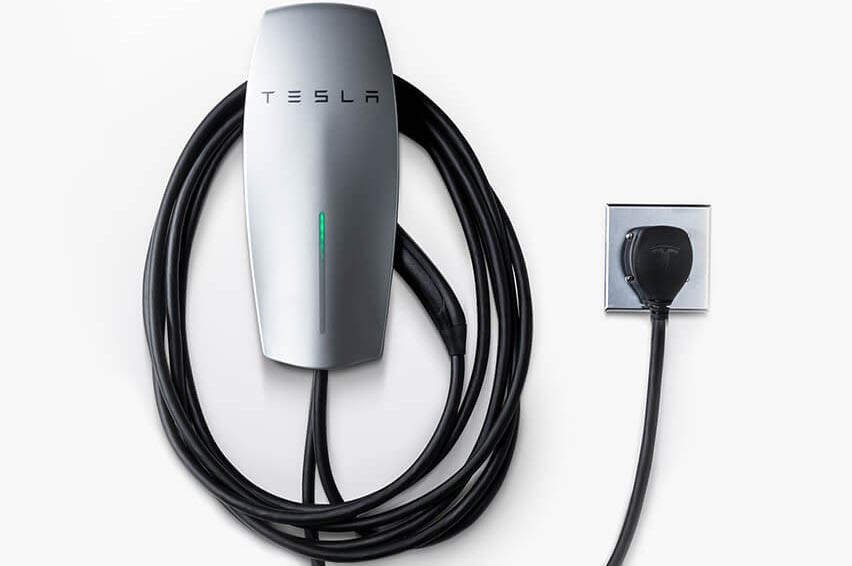 Kabel charger mobil listrik kini banyak diincar oleh pencuri. Tesla