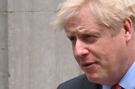 Vaksin AstraZeneca Disetujui, PM Inggris Ingin Vaksinasi Diperbanyak