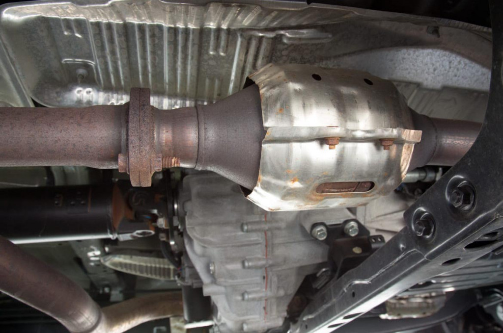 Catalytic converter diincar pencuri ada material berharganya
