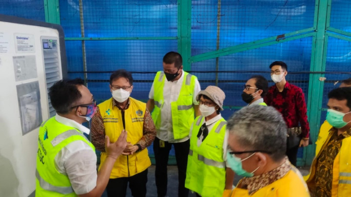 Vaksin AstraZeneca Disetujui Inggris, Menlu: Kabar Baik untuk Indonesia