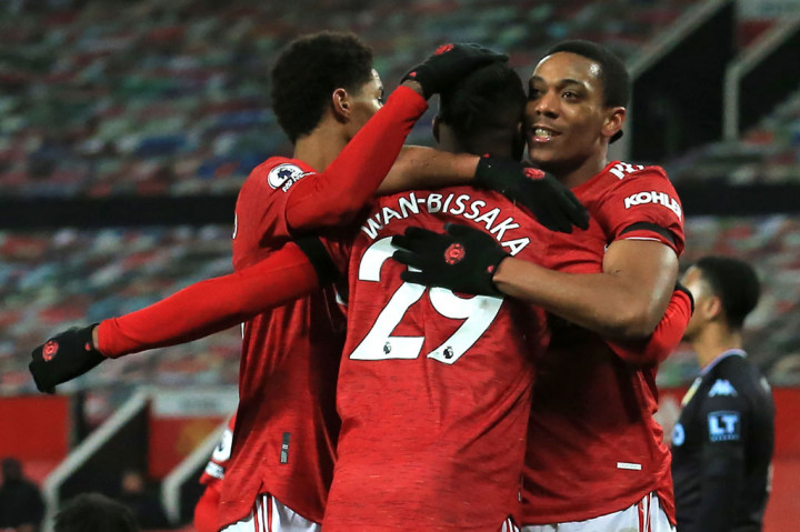 Liga Inggris: Bekuk Aston Villa, MU Samai Poin Liverpool