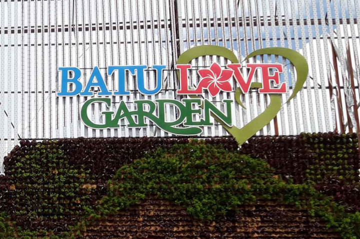 Batu Love Garden Hadirkan Wisata Bunga Langka