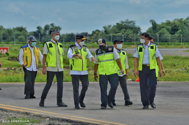 Menhub Budi Karya Targetkan Bandara Ngloram Beroperasi Tahun Ini