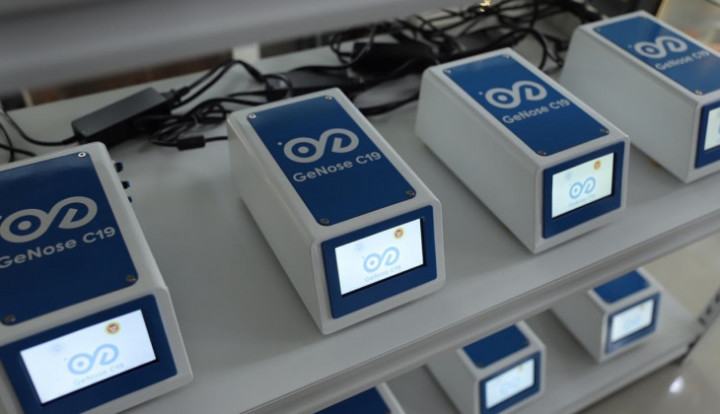 Ganjar Pesan 100 Unit GeNose UGM