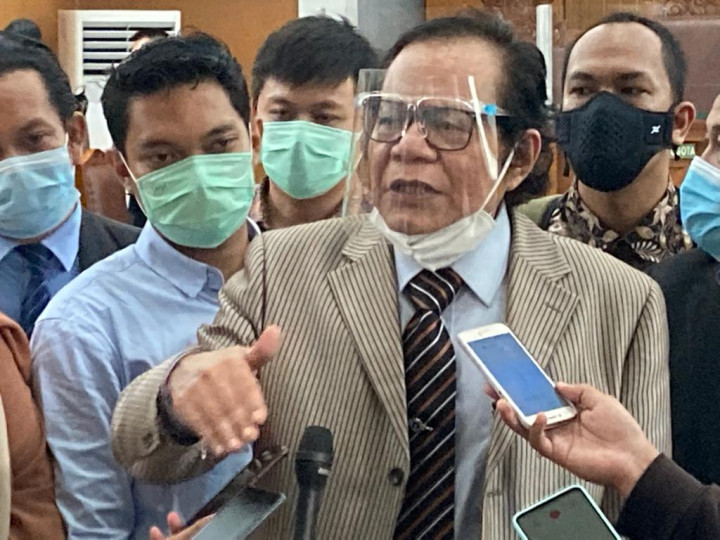 Klaim Kubu Rizieq Soal Tenda Pernikahan