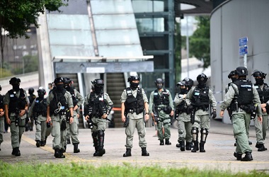 Puluhan Aktivis Ditangkap di Bawah UU Keamanan Nasional Hong Kong