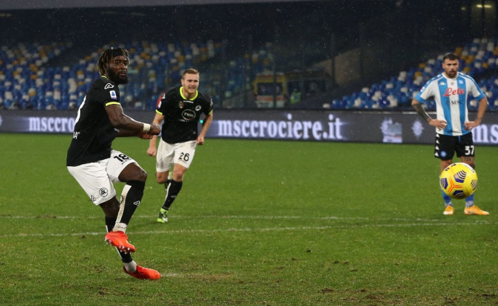 Napoli vs Spezia: 10 Pemain Tim Tamu Bekuk Tuan Rumah
